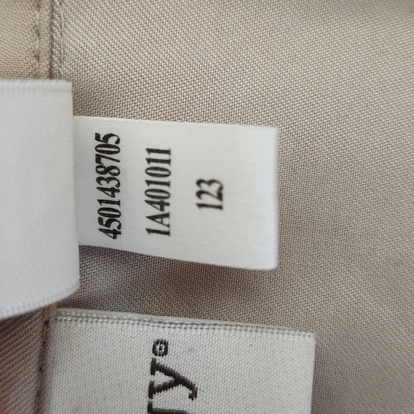 Zenergy by Chico's Men's Beige Lightweight Jacket with Mesh Insert Details - Picture 10 of 14